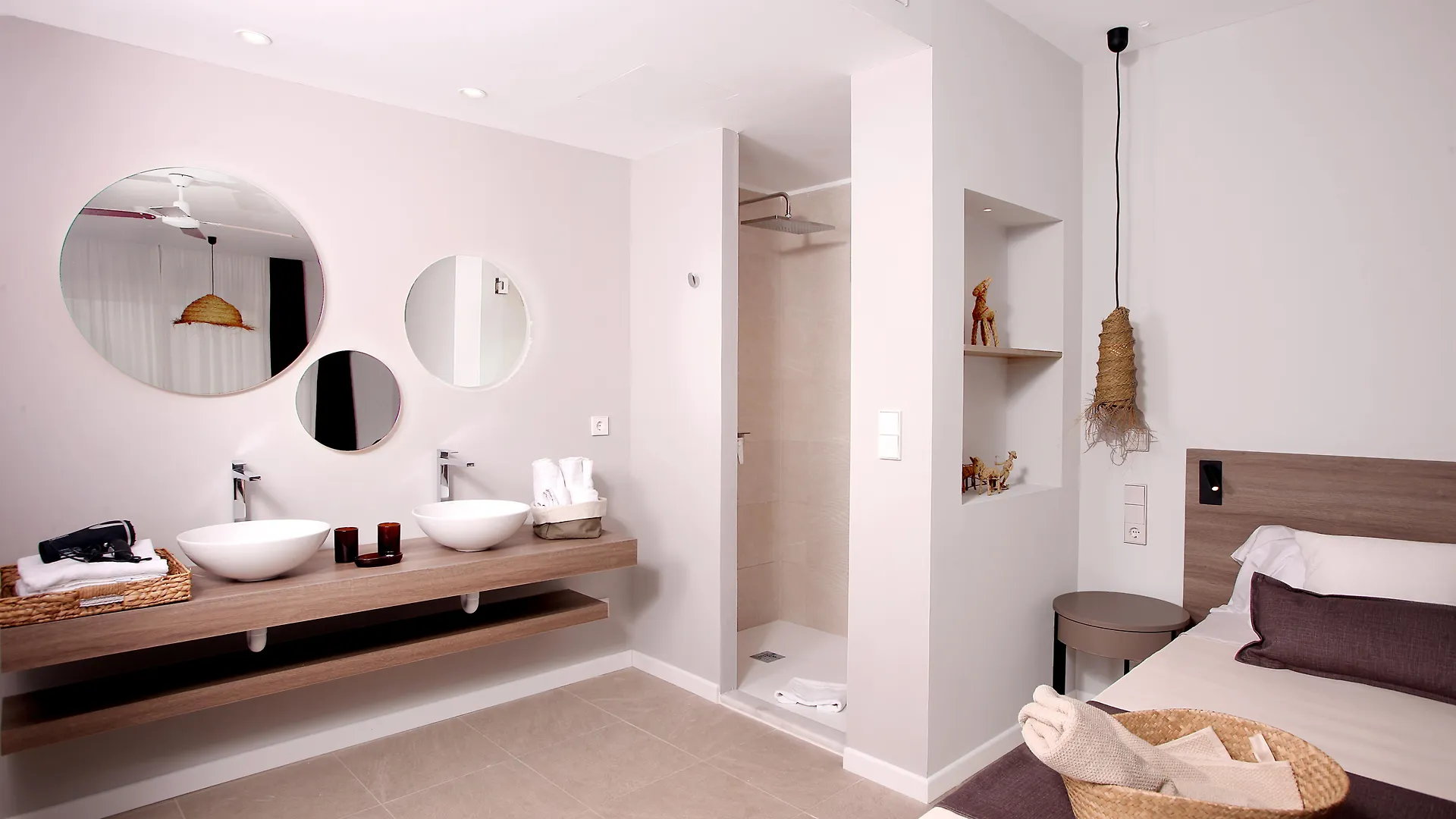 Eques Petit Resort Cala D´Or 4*,  Espanha